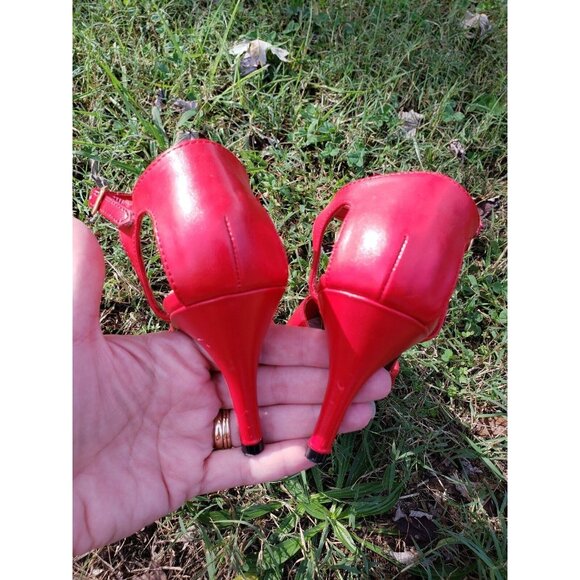 TNT Stiletto Heels Womens 6M Red Ankle Buckle Pump - Picture 5 of 11